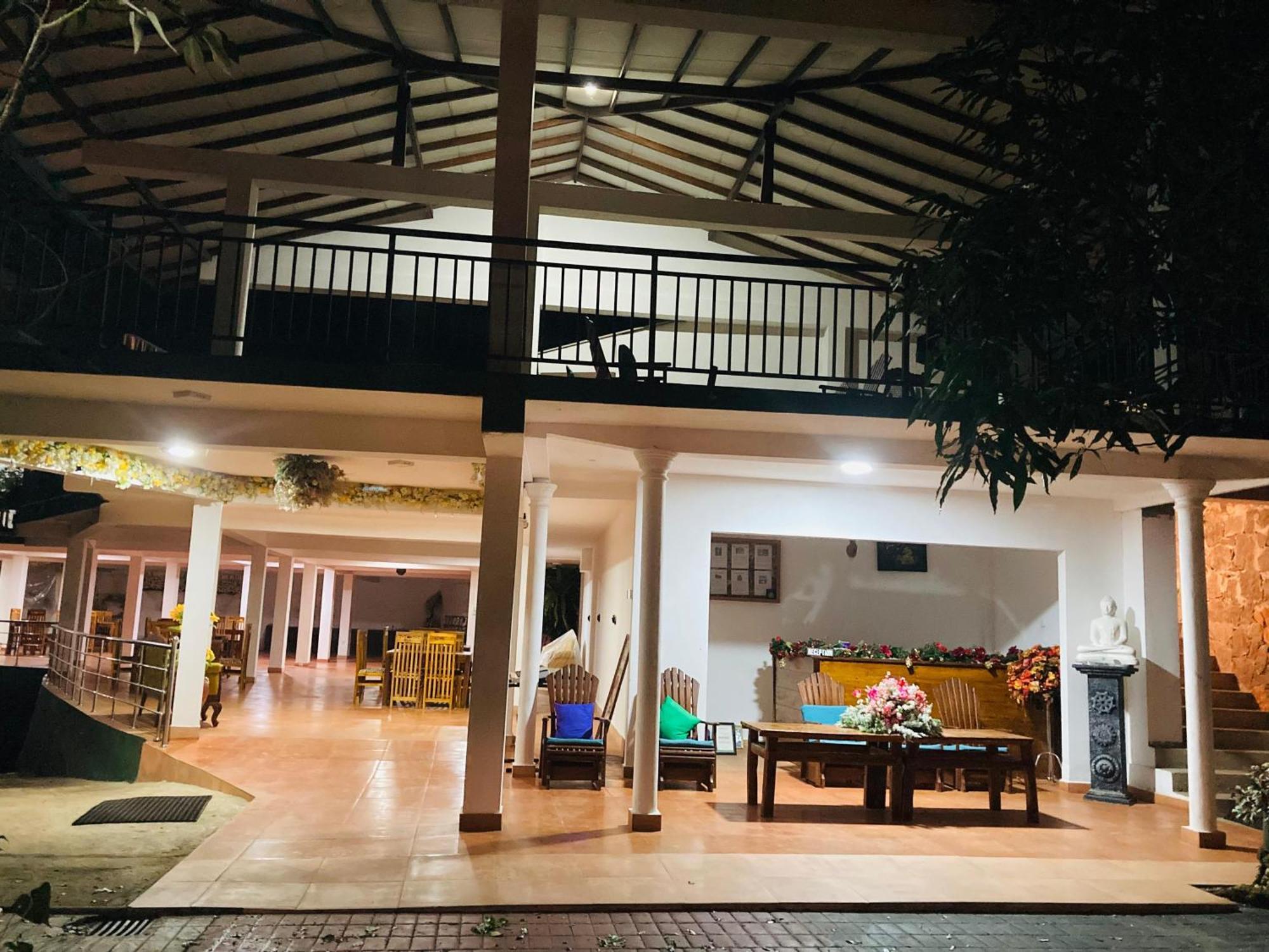 Rainforest Lodge, Deniyaya Dış mekan fotoğraf