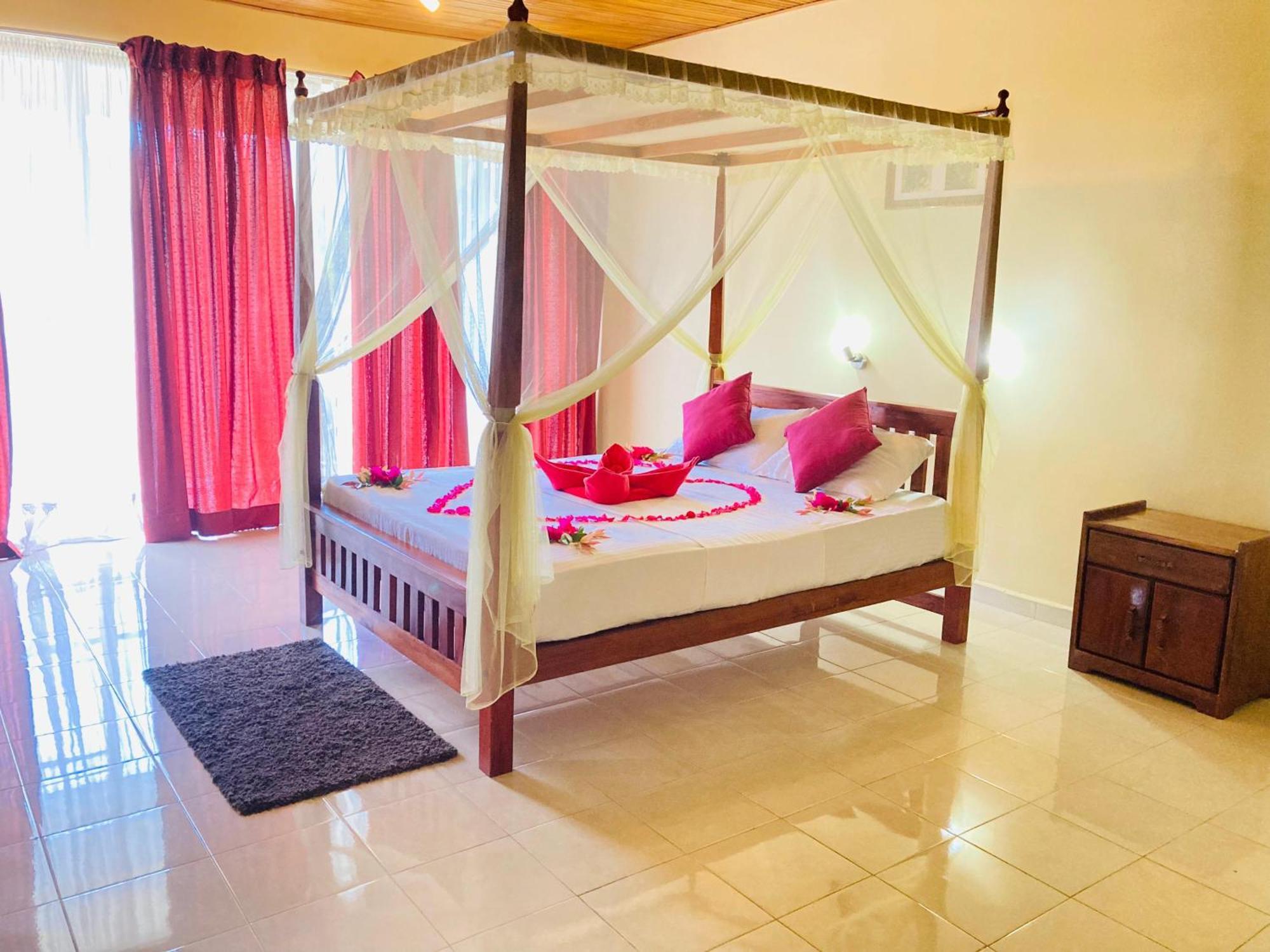 Rainforest Lodge, Deniyaya Dış mekan fotoğraf